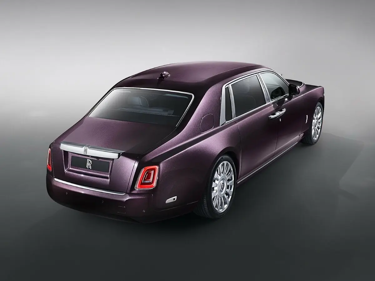 Rolls-Royce Phantom VIII (Series I) Седан Extended — 照片 3