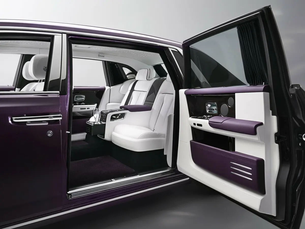 Rolls-Royce Phantom VIII (Series I) Седан Extended — 照片 6
