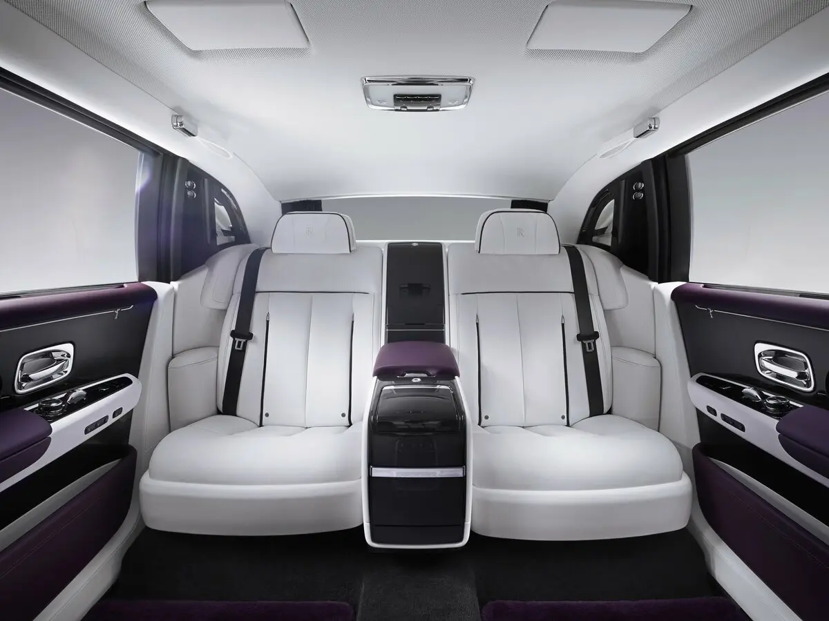Rolls-Royce Phantom VIII (Series I) Седан Extended — 照片 7