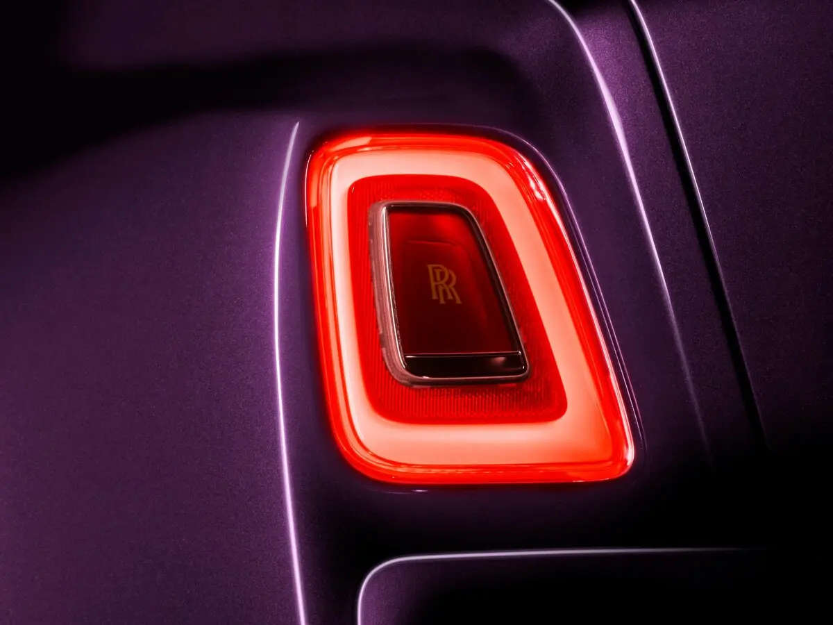 Rolls-Royce Phantom VIII (Series I) Седан Extended — 照片 9