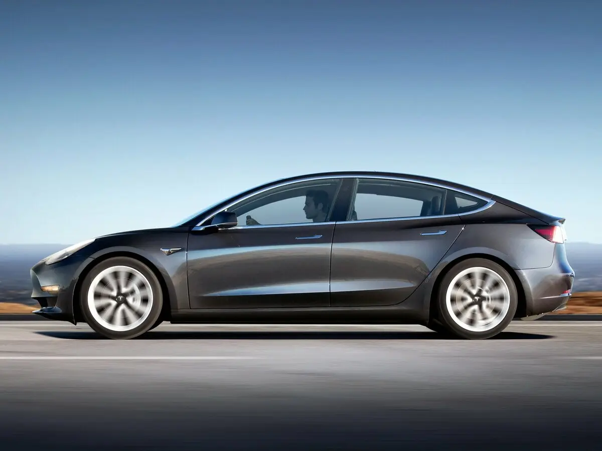 Tesla Model 3 I Седан — фото 2
