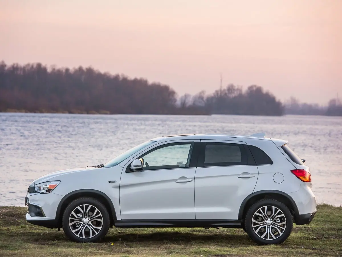 Mitsubishi ASX I Рестайлинг 2 Внедорожник 5 дв. — сүрөт 2