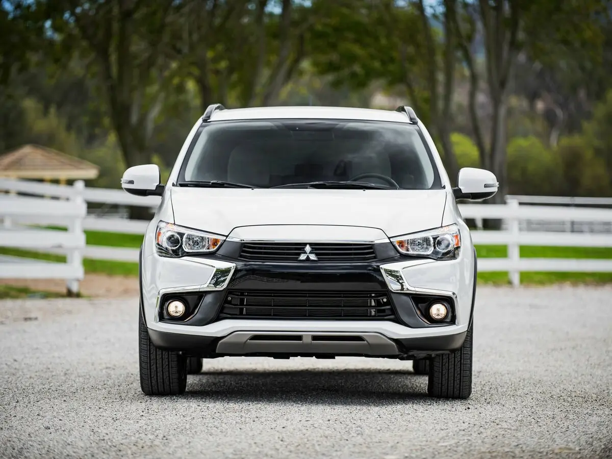 Mitsubishi ASX I Рестайлинг 2 Внедорожник 5 дв. — сүрөт 3
