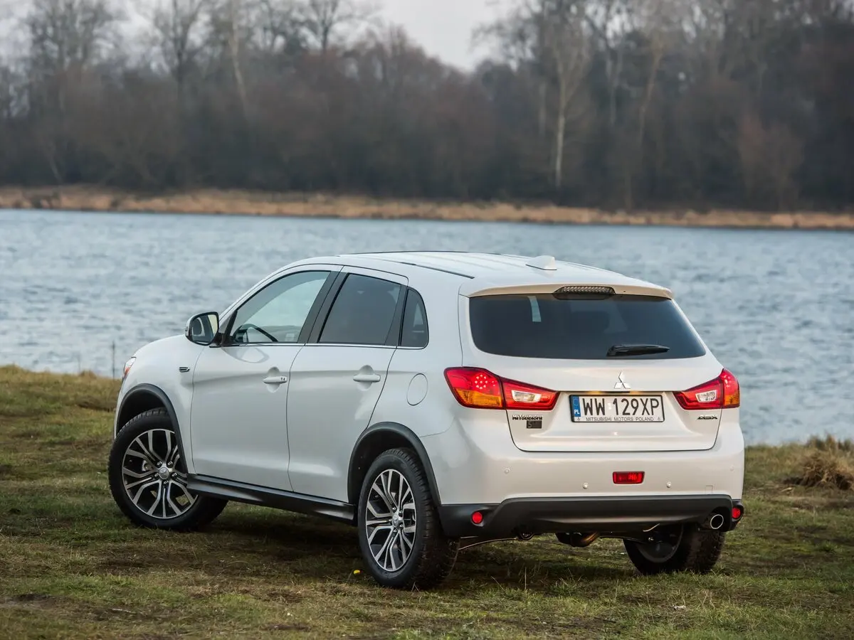 Mitsubishi ASX I Рестайлинг 2 Внедорожник 5 дв. — сүрөт 4