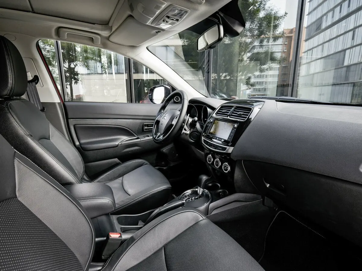 Mitsubishi ASX I Рестайлинг 2 Внедорожник 5 дв. — сүрөт 6