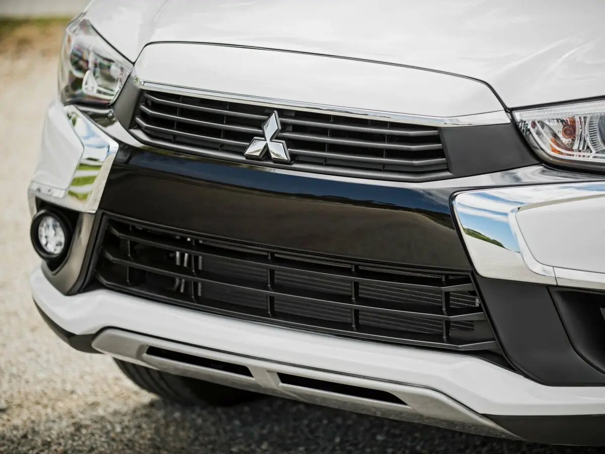 Mitsubishi ASX I Рестайлинг 2 Внедорожник 5 дв. — сүрөт 11
