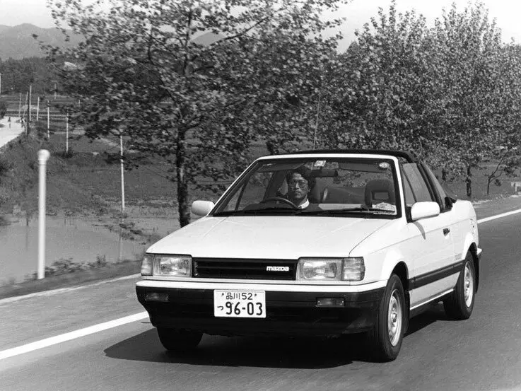 Mazda Familia V (BF) Кабриолет — сүрөт 3