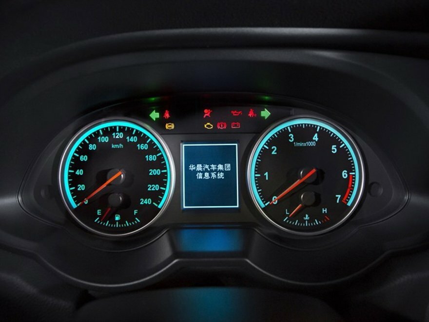 Brilliance V5 I Рестайлинг Внедорожник 5 дв. — фото 7