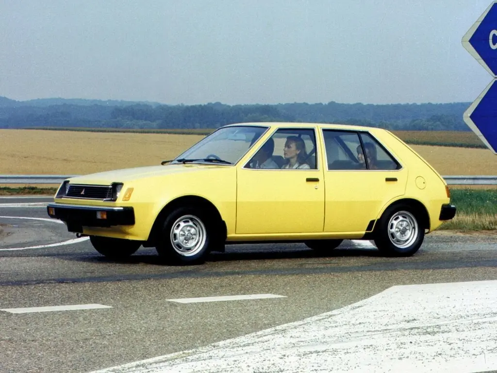 Mitsubishi Mirage I Хэтчбек 5 дв.