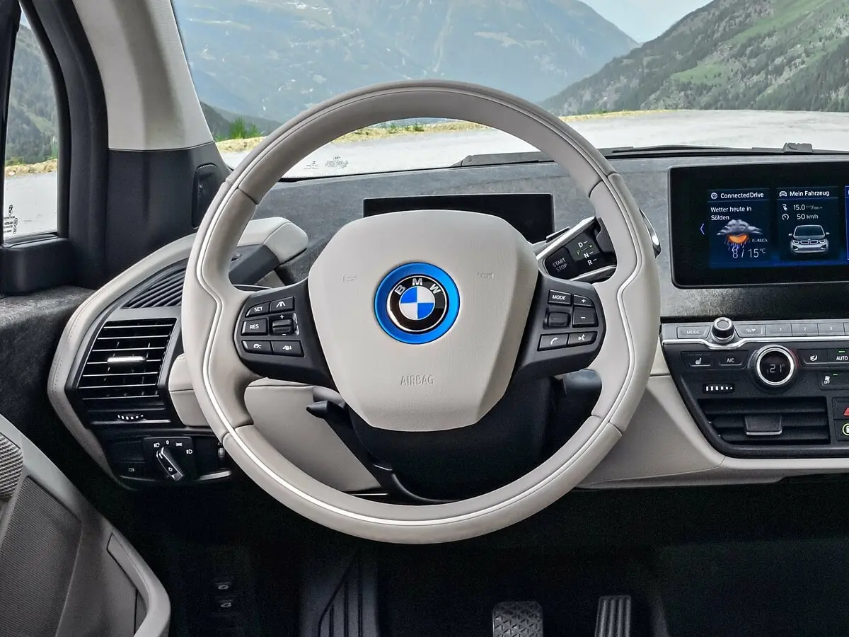 BMW i3 I (I01) Рестайлинг Хэтчбек 5 дв. — сүрөт 9