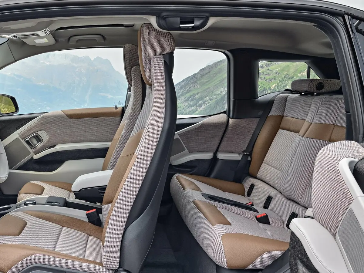 BMW i3 I (I01) Рестайлинг Хэтчбек 5 дв. — сүрөт 10