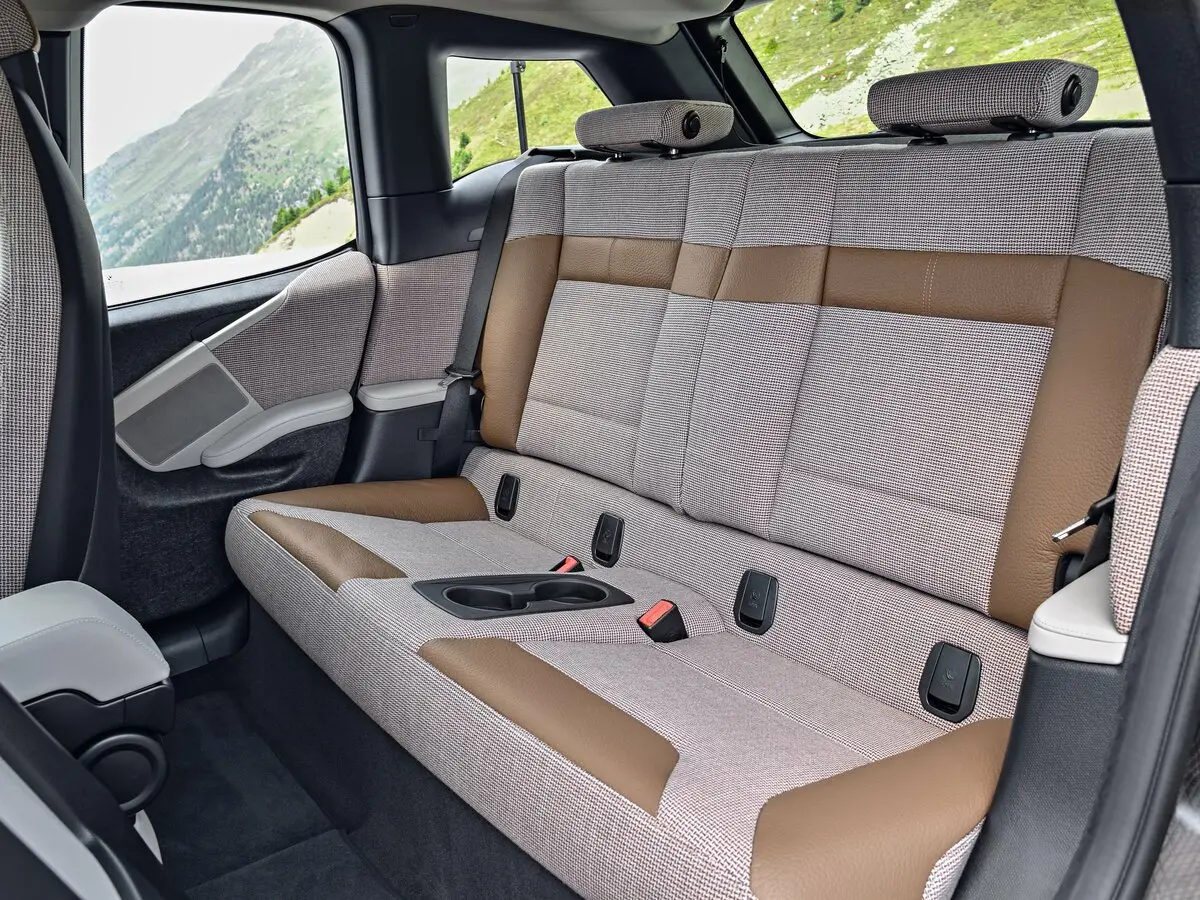 BMW i3 I (I01) Рестайлинг Хэтчбек 5 дв. — сүрөт 11