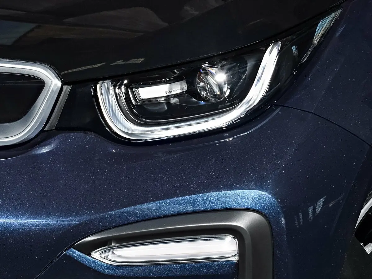 BMW i3 I (I01) Рестайлинг Хэтчбек 5 дв. — сүрөт 12