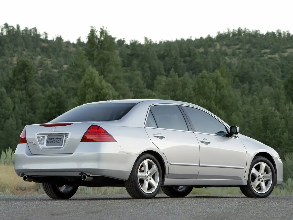 Honda Accord VII Рестайлинг Седан US Market — фото 5