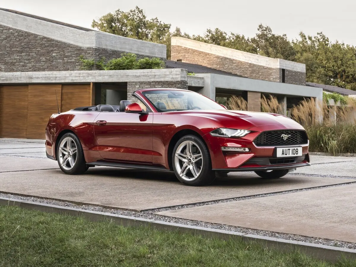 Ford Mustang VI Рестайлинг Кабриолет
