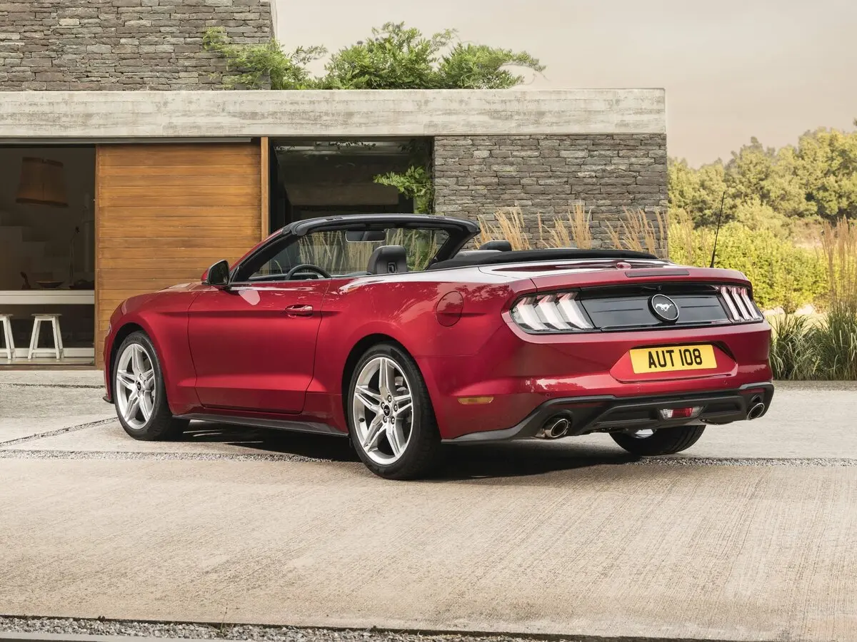 Ford Mustang VI Рестайлинг Кабриолет — сүрөт 5