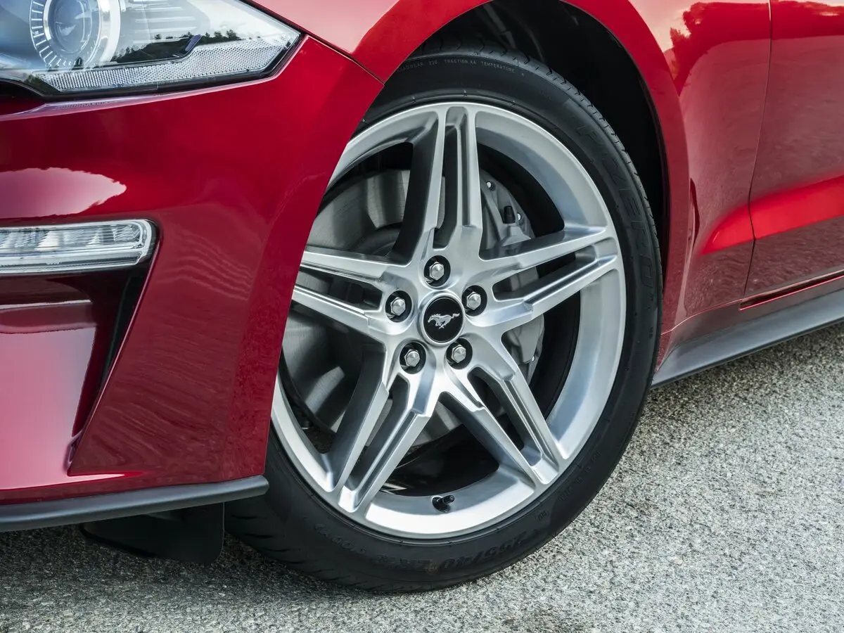 Ford Mustang VI Рестайлинг Кабриолет — сүрөт 12