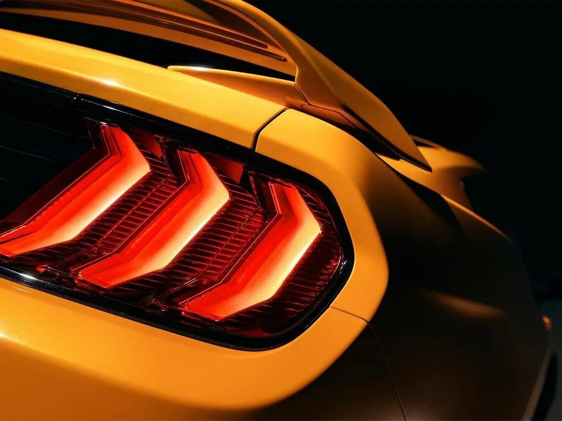 Ford Mustang VI Рестайлинг Купе — сүрөт 16
