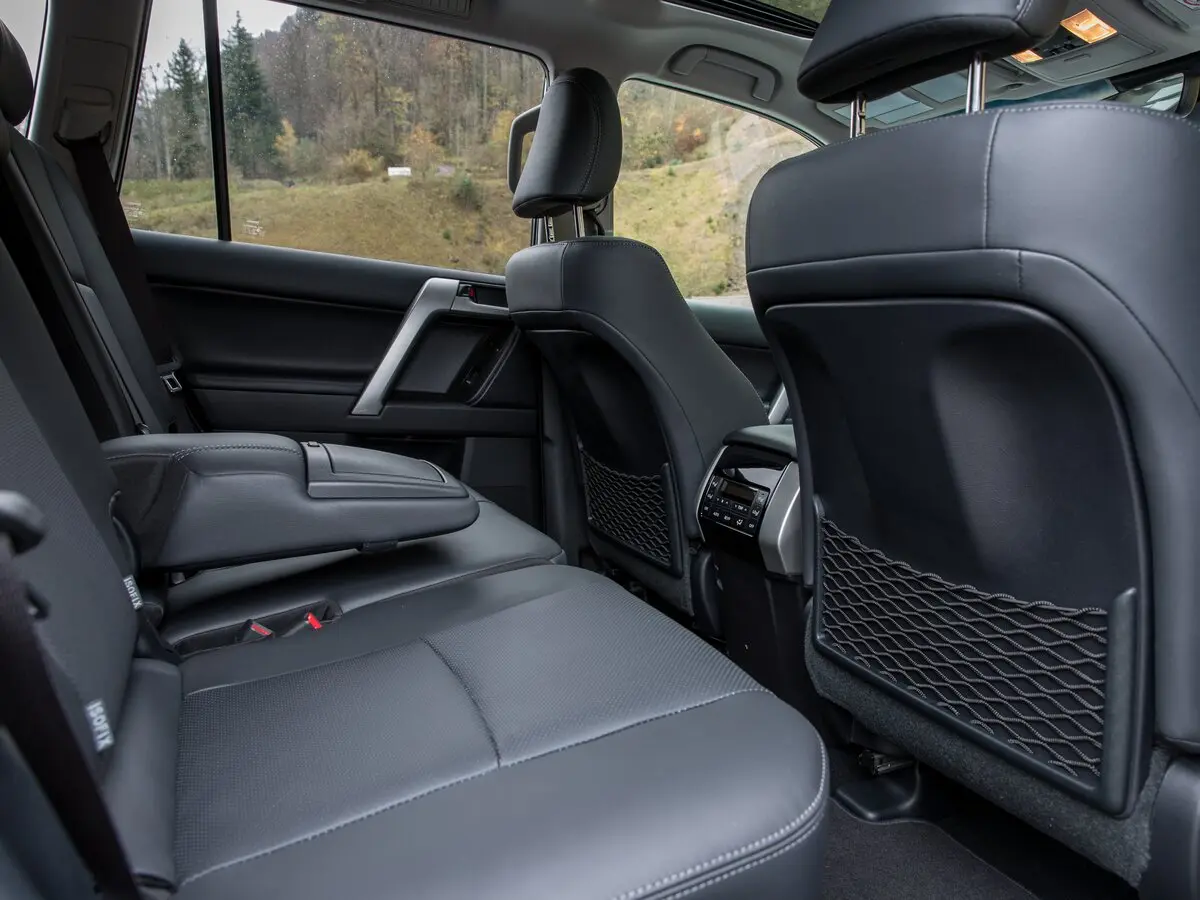 Toyota Land Cruiser Prado 150 Series Рестайлинг 2 Внедорожник 5 дв. — фото 10