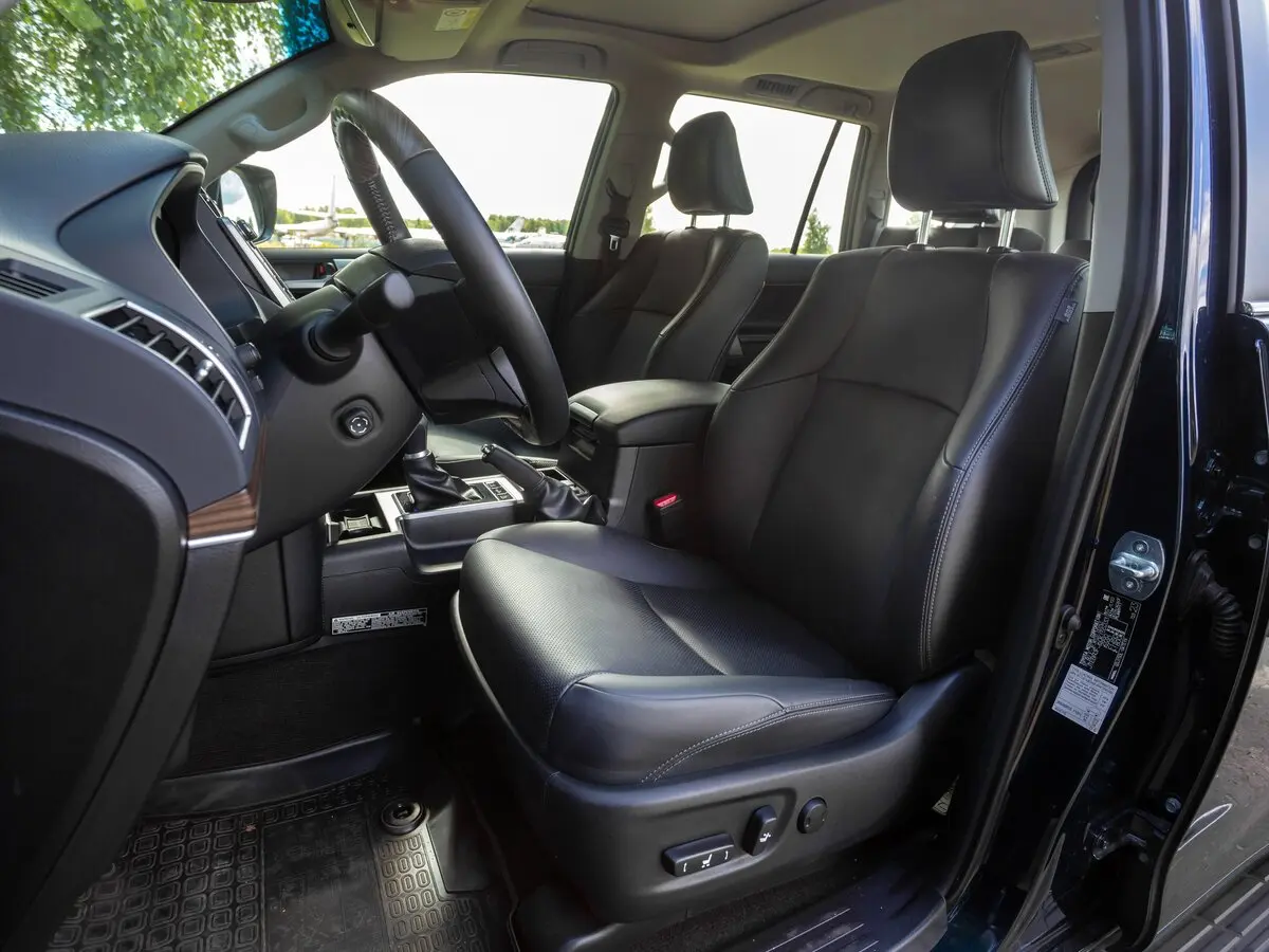 Toyota Land Cruiser Prado 150 Series Рестайлинг 2 Внедорожник 5 дв. — фото 25