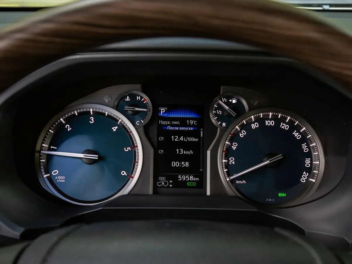 Toyota Land Cruiser Prado 150 Series Рестайлинг 2 Внедорожник 5 дв. — фото 26