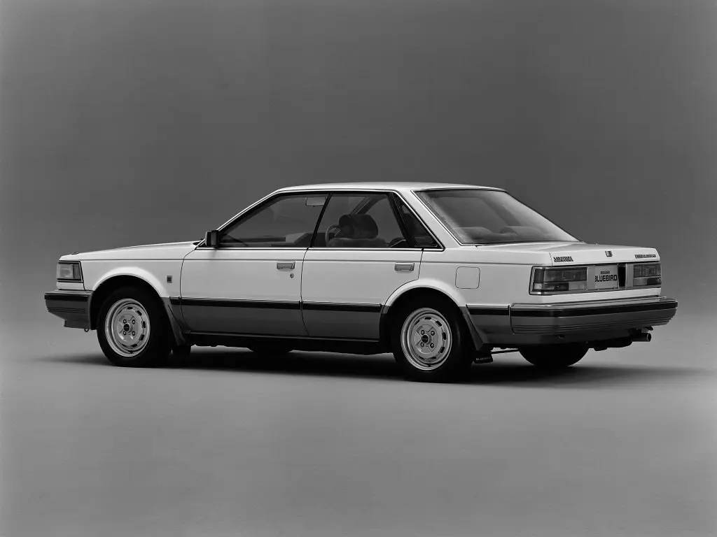 Nissan Bluebird Maxima II (PU11) Седан-хардтоп — сүрөт 3