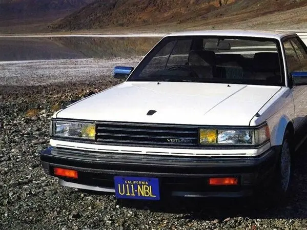 Nissan Bluebird Maxima II (PU11) Седан-хардтоп — сүрөт 5