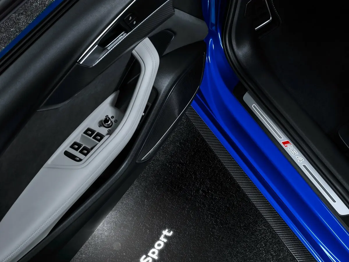 Audi RS 4 IV (B9) Универсал 5 дв. — сүрөт 9