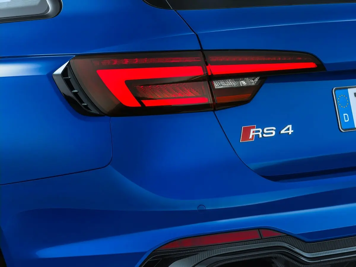 Audi RS 4 IV (B9) Универсал 5 дв. — сүрөт 12