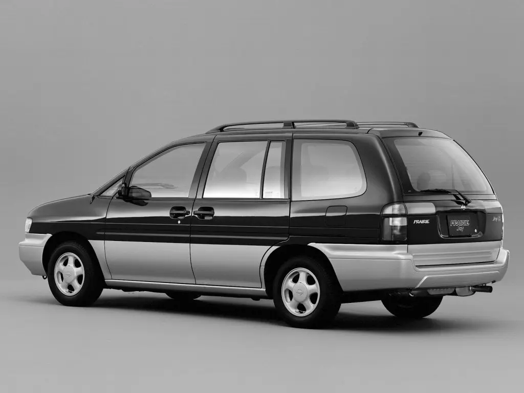 Nissan Prairie II (M11) Компактвэн Joy — сүрөт 2
