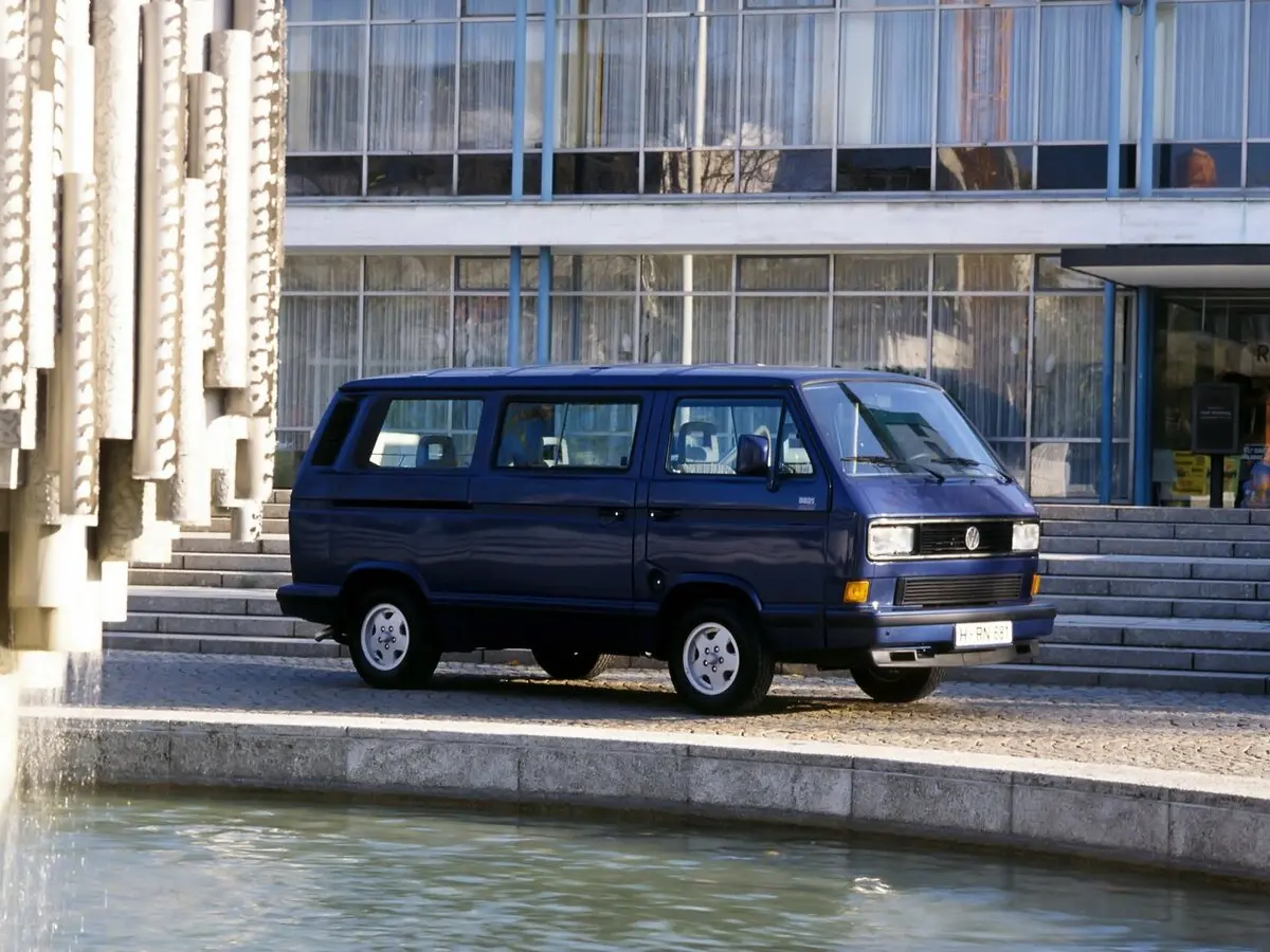 Volkswagen Multivan T3 Минивэн — фото 2