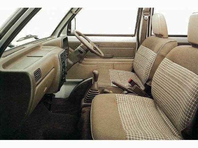 Daihatsu Hijet VIII Микровэн — фото 4