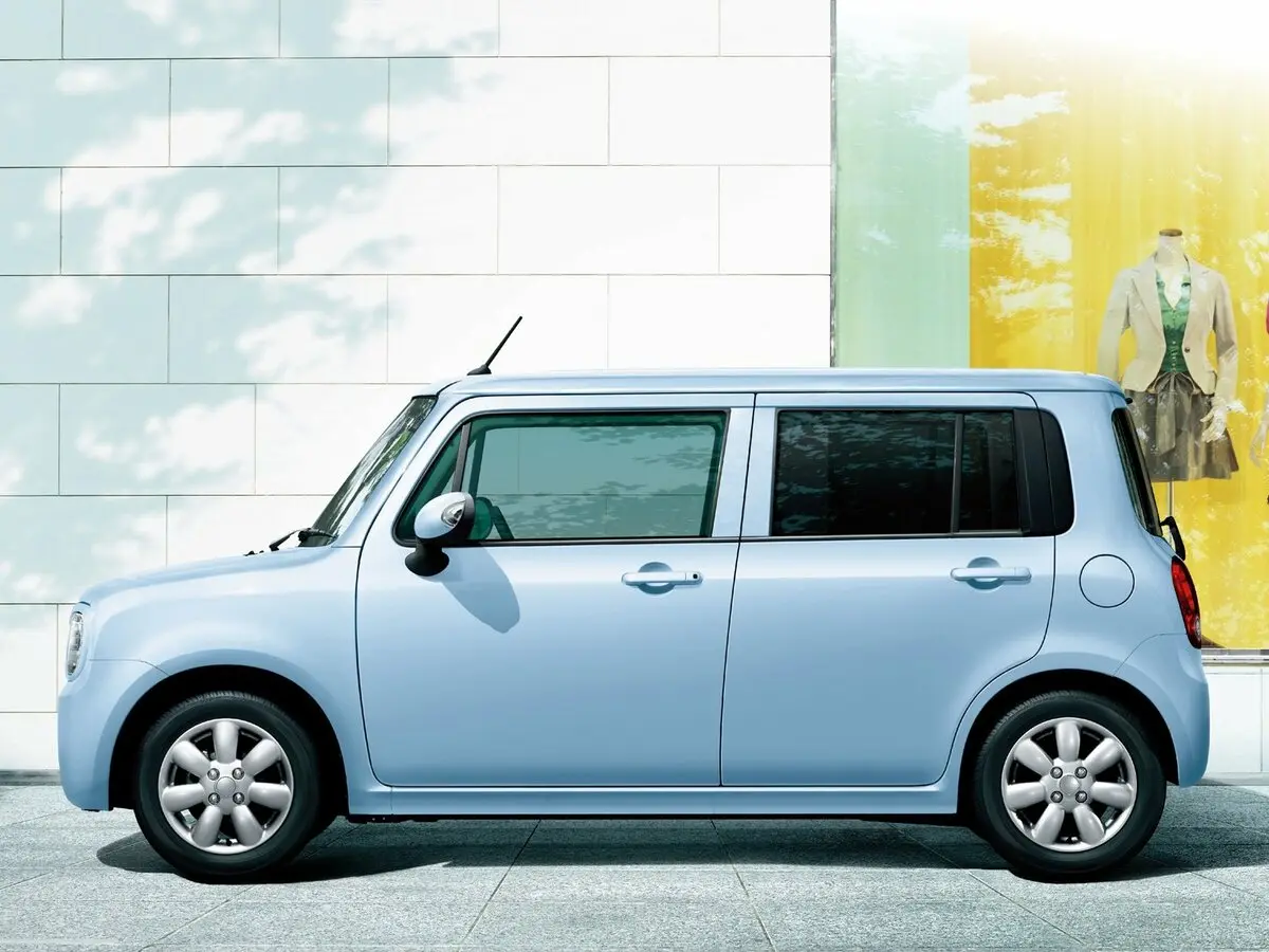 Suzuki Alto Lapin II Хэтчбек 5 дв. — 照片 2