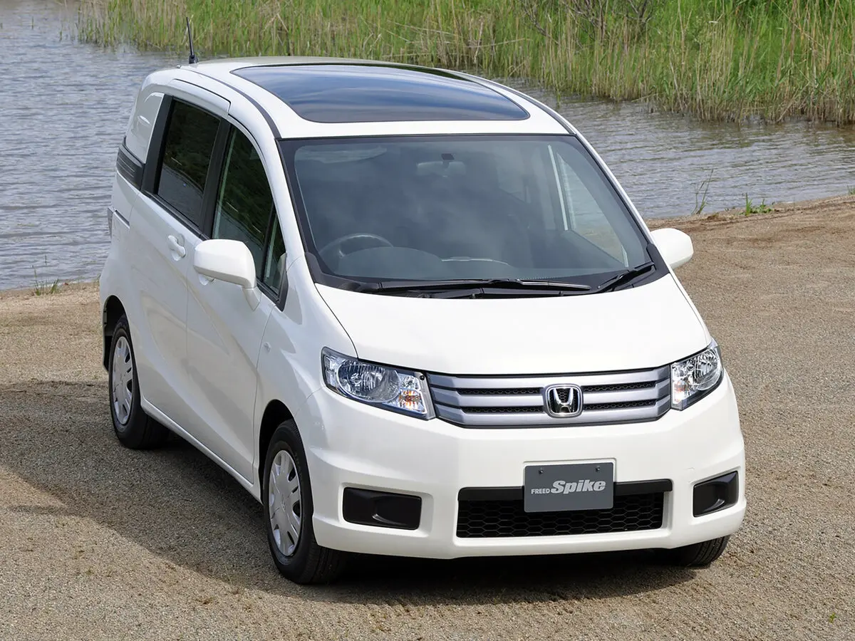 Honda Freed I Компактвэн Spike — сүрөт 3
