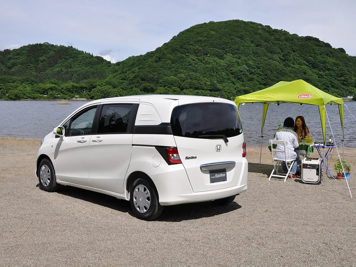 Honda Freed I Компактвэн Spike — сүрөт 4