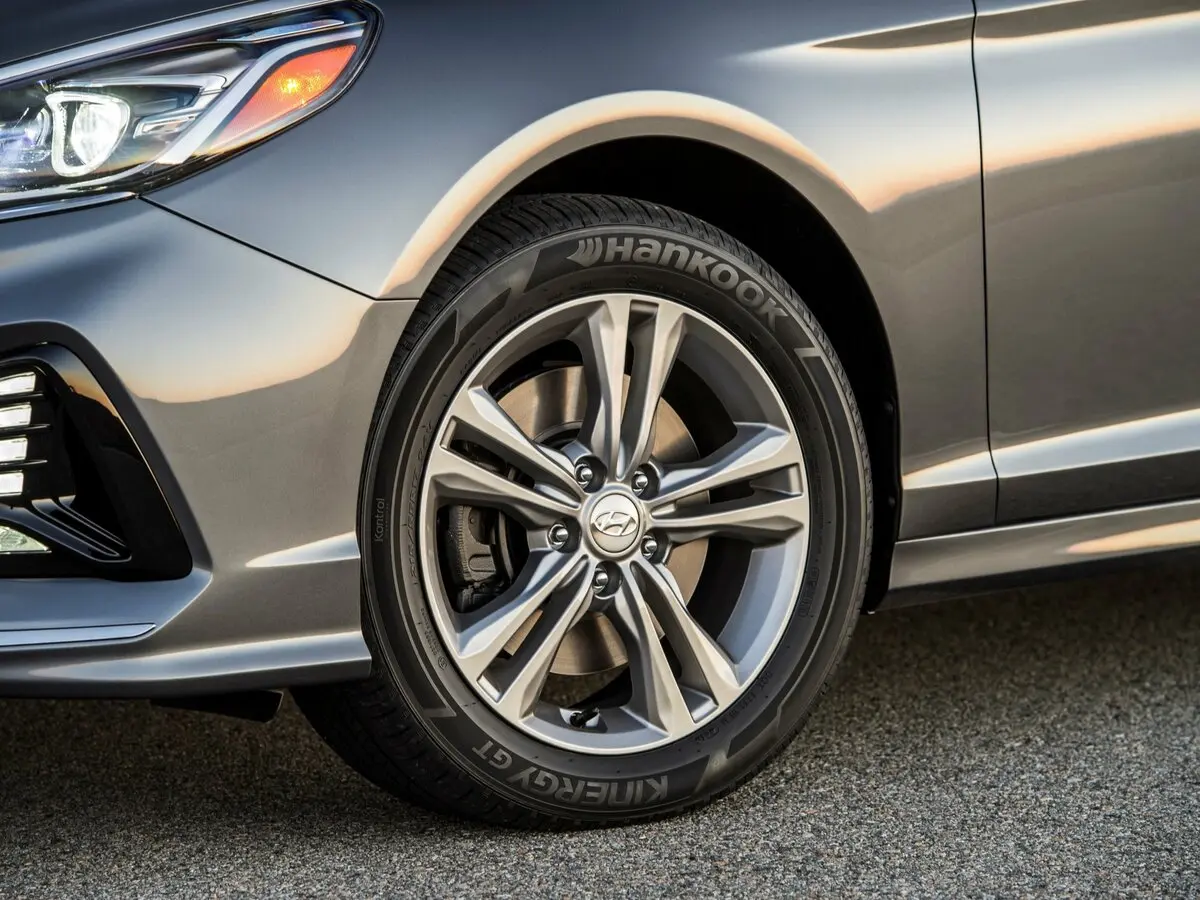 Hyundai Sonata VII (LF) Рестайлинг Седан — фото 17
