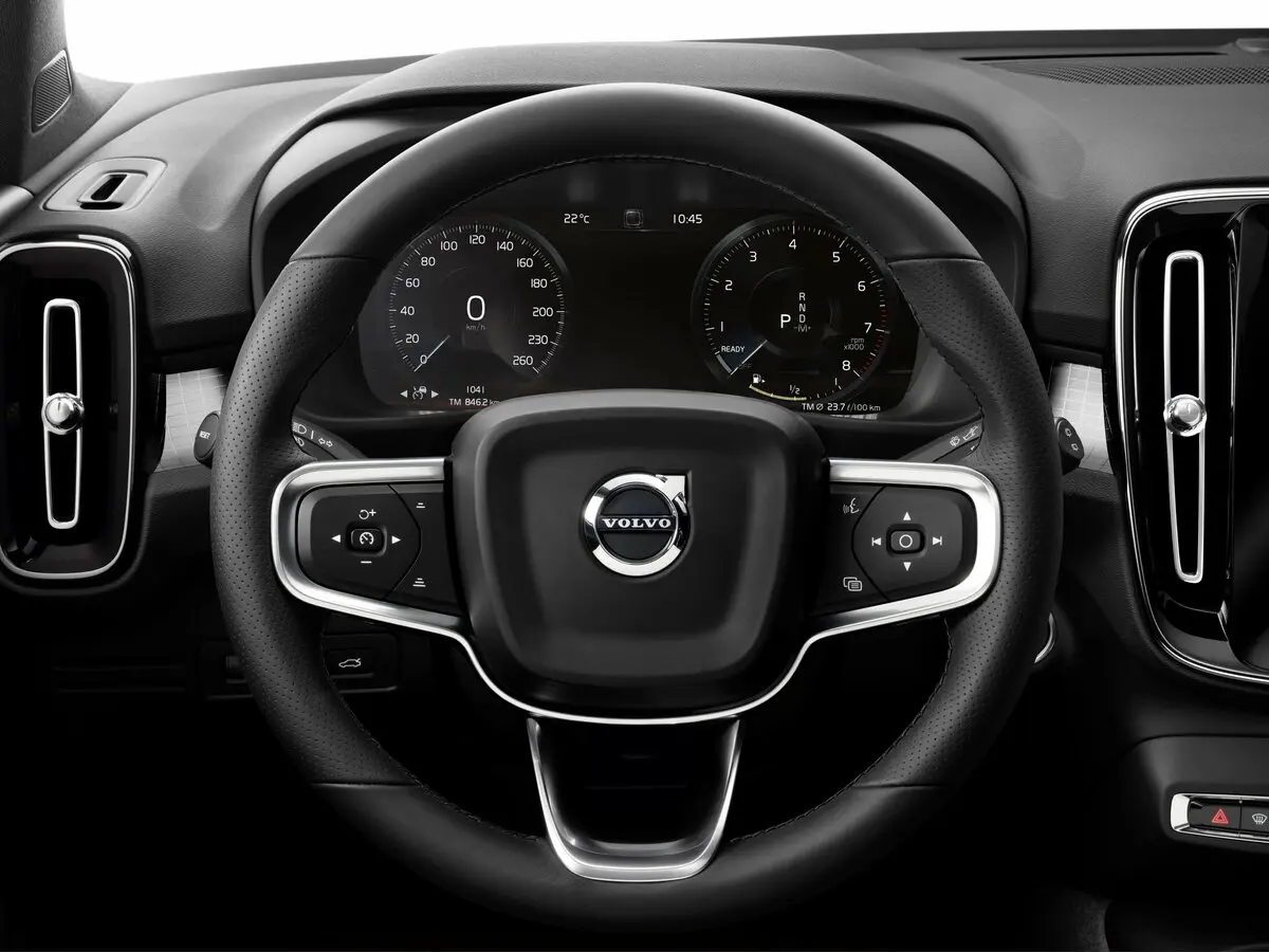 Volvo XC40 I Внедорожник 5 дв. — 照片 8