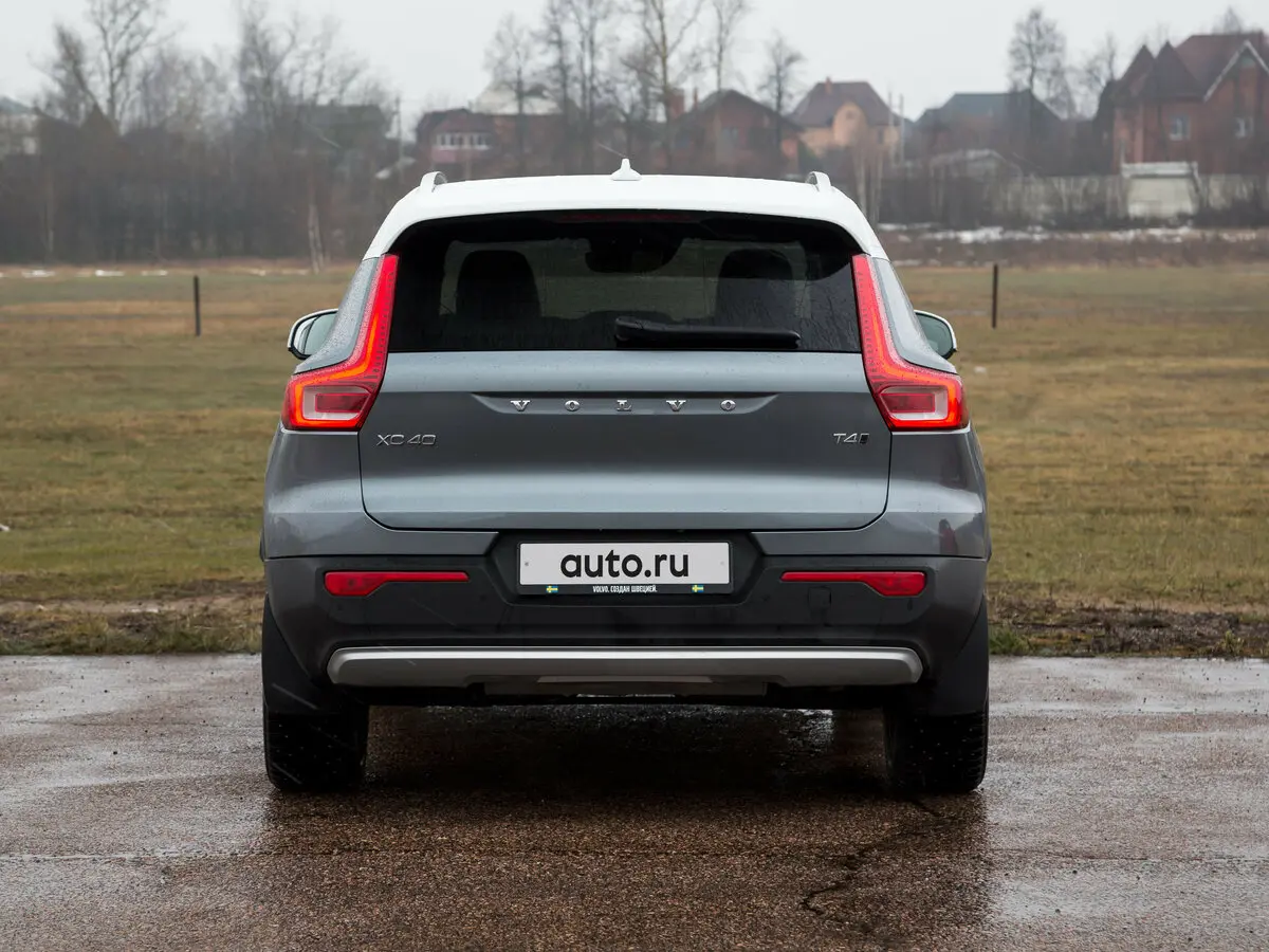 Volvo XC40 I Внедорожник 5 дв. — 照片 19