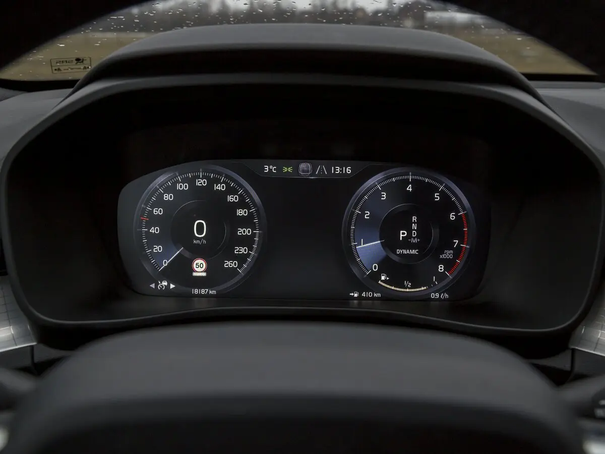 Volvo XC40 I Внедорожник 5 дв. — 照片 24