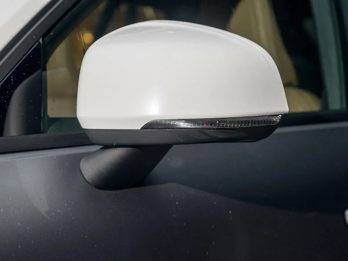 Volvo XC40 I Внедорожник 5 дв. — 照片 30
