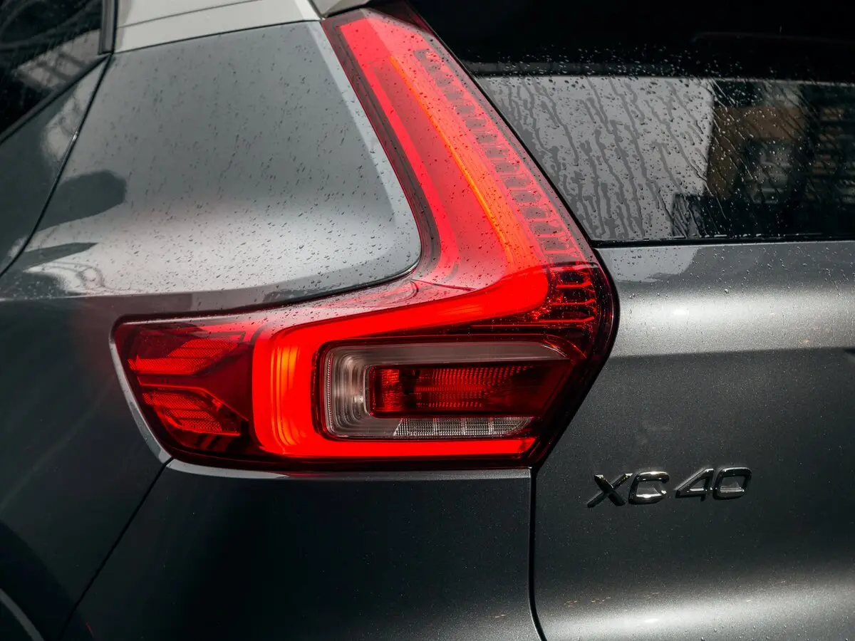 Volvo XC40 I Внедорожник 5 дв. — 照片 32