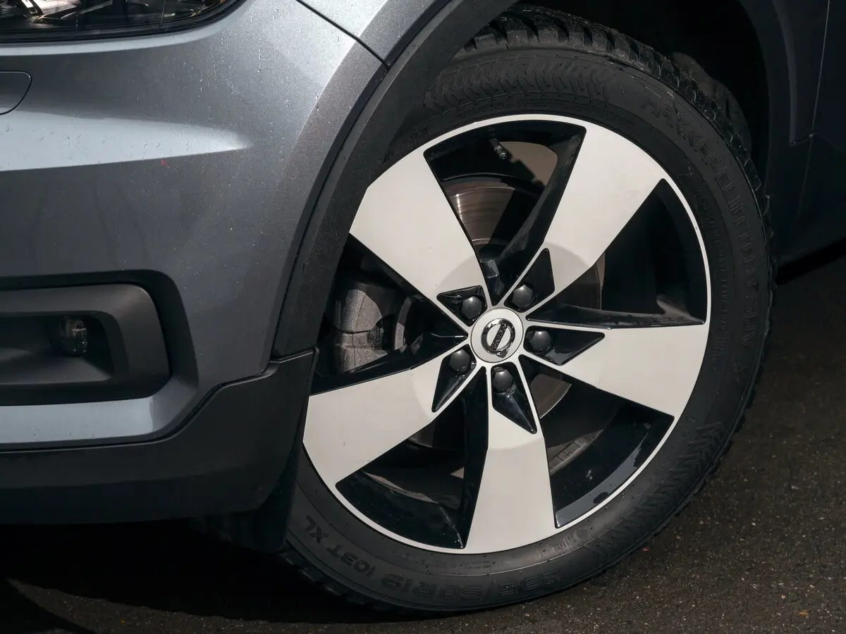 Volvo XC40 I Внедорожник 5 дв. — 照片 34