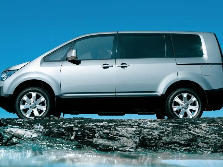 Mitsubishi Delica D:5 I Минивэн — сүрөт 2
