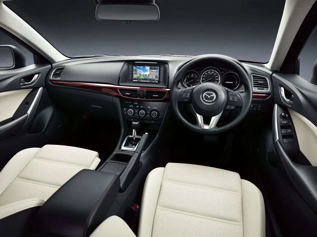 Mazda Atenza III Седан — сүрөт 4