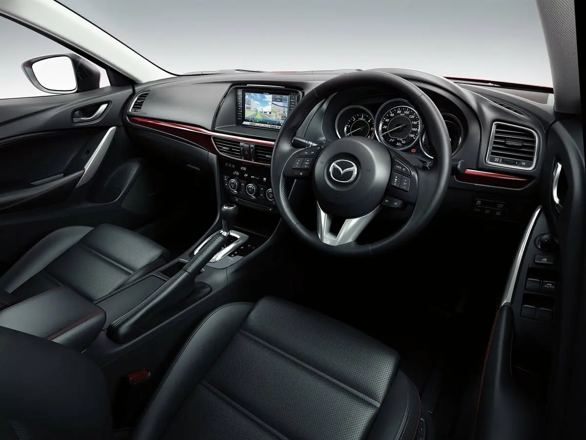 Mazda Atenza III Универсал 5 дв. — photo 3