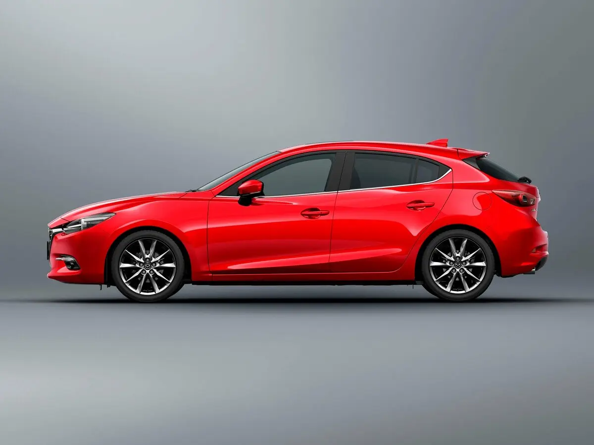Mazda Axela III Рестайлинг Хэтчбек 5 дв. — сүрөт 2