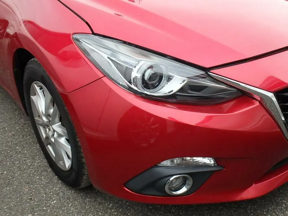 Mazda Axela III Рестайлинг Седан — photo 12