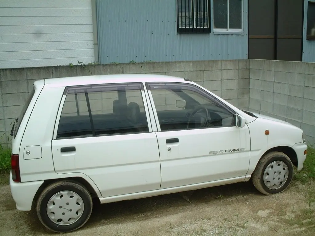 Subaru Rex III Хэтчбек 5 дв. — photo 2