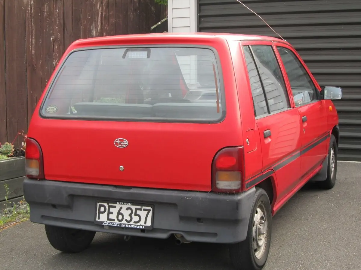 Subaru Rex III Хэтчбек 5 дв. — photo 4