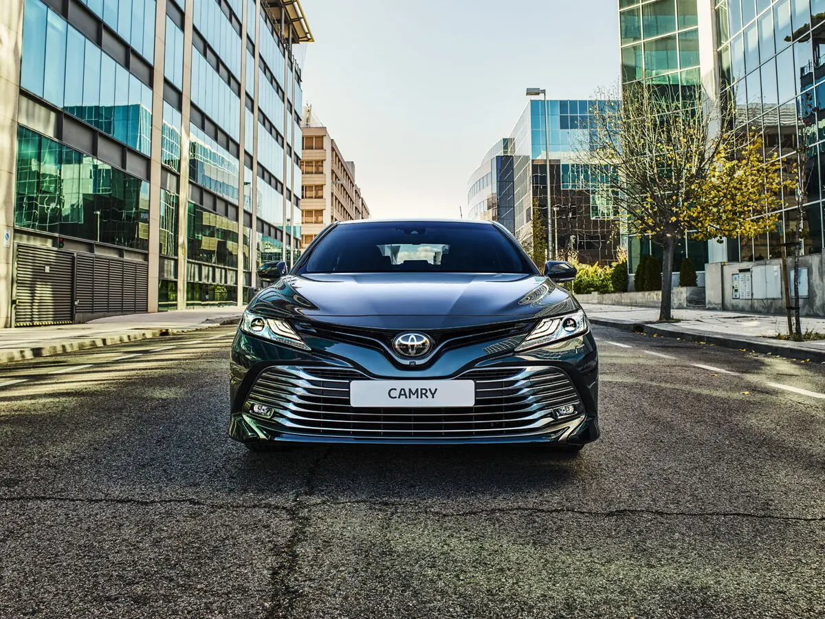 Toyota Camry VIII (XV70) Седан — сүрөт 3